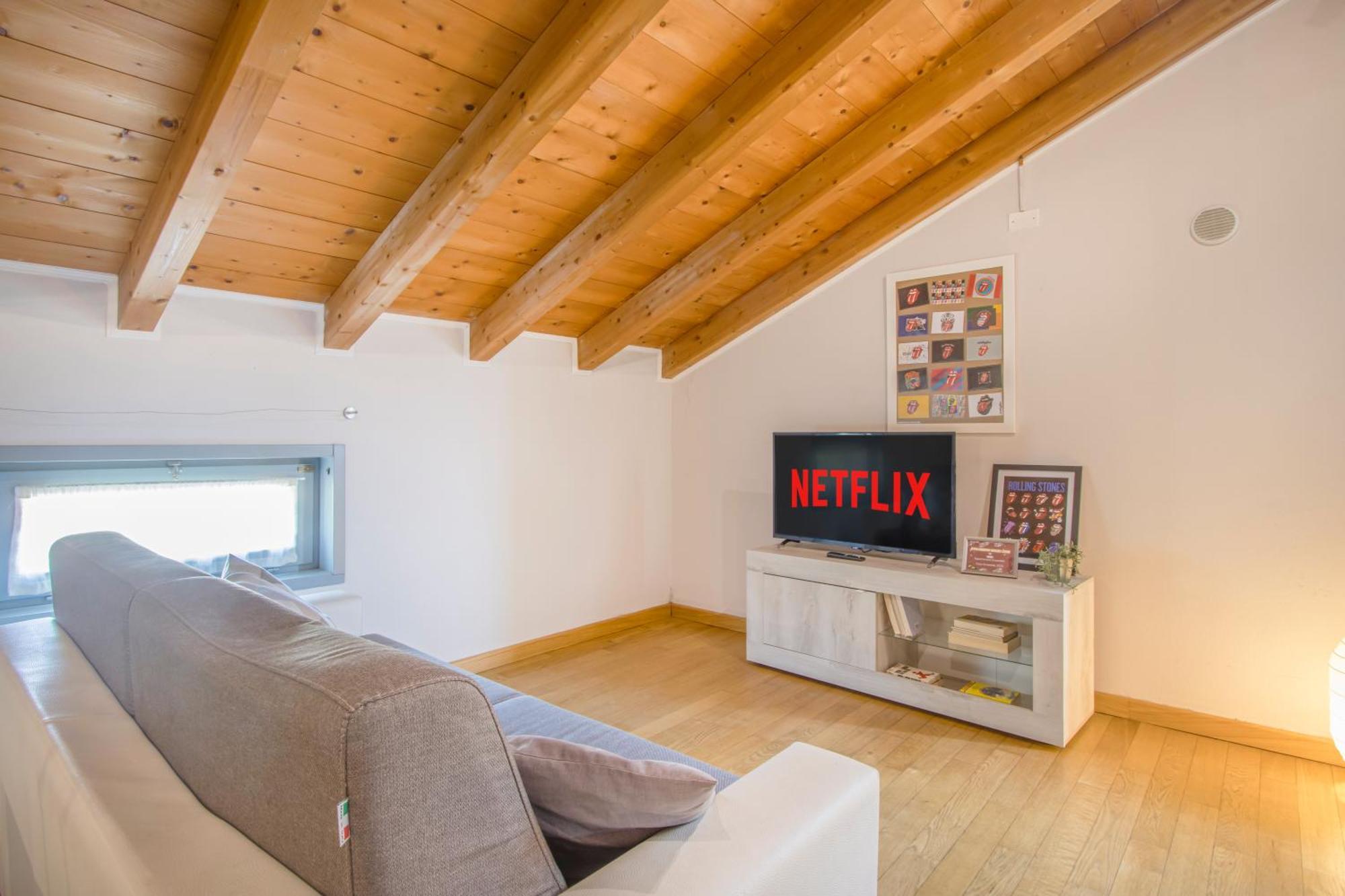 Ferienwohnung Stazione 200M - Wifi - Aria Condizionata - Smart Tv Parma Exterior foto