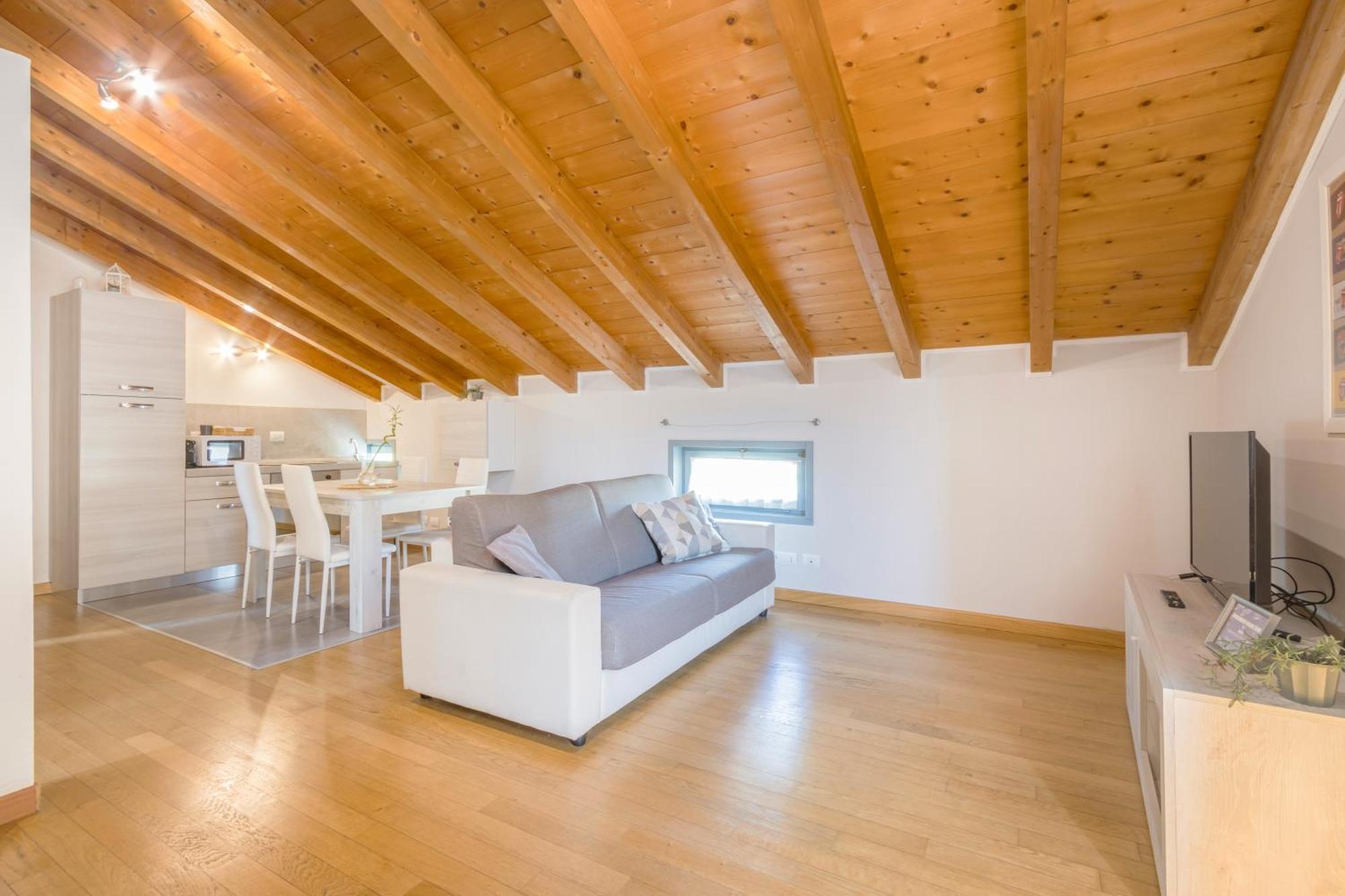 Ferienwohnung Stazione 200M - Wifi - Aria Condizionata - Smart Tv Parma Exterior foto