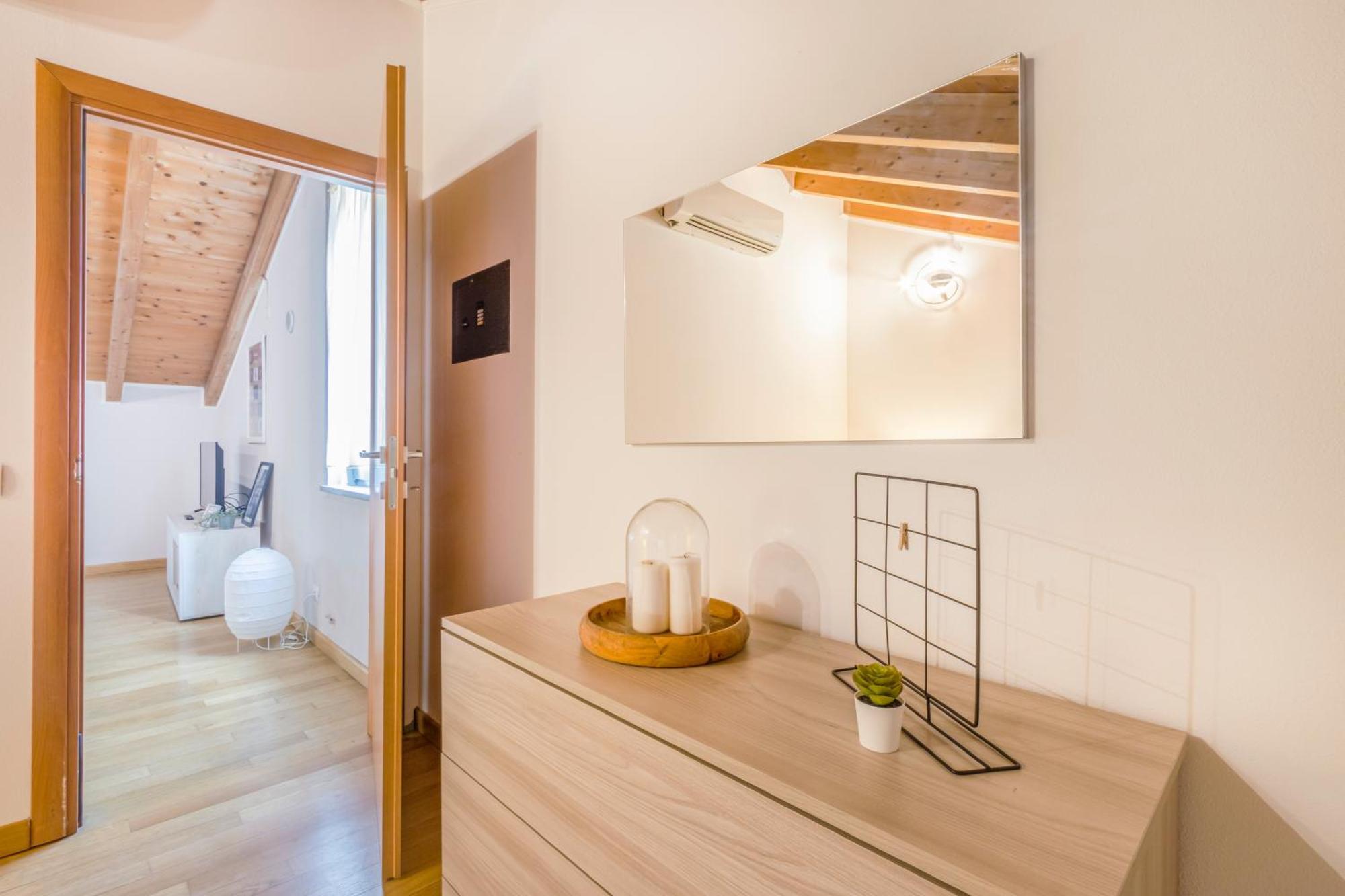 Ferienwohnung Stazione 200M - Wifi - Aria Condizionata - Smart Tv Parma Exterior foto